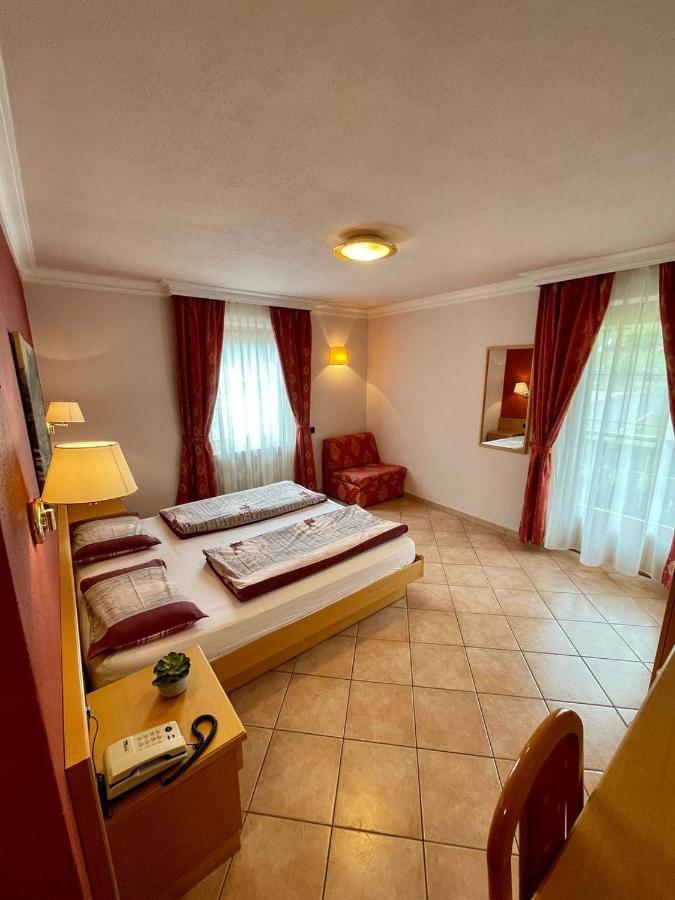 Hotel Garni Rin Da Rin 리비뇨 외부 사진
