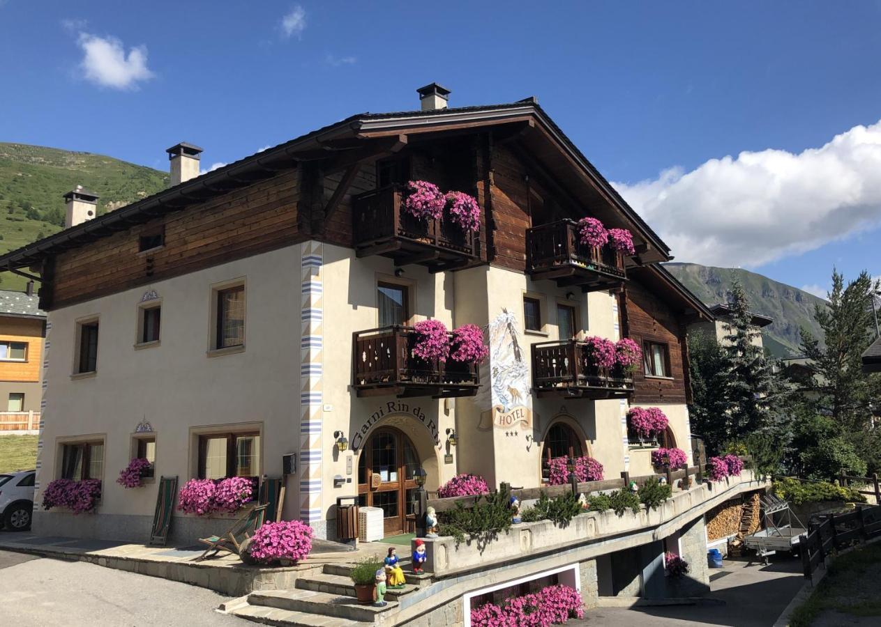 Hotel Garni Rin Da Rin 리비뇨 외부 사진