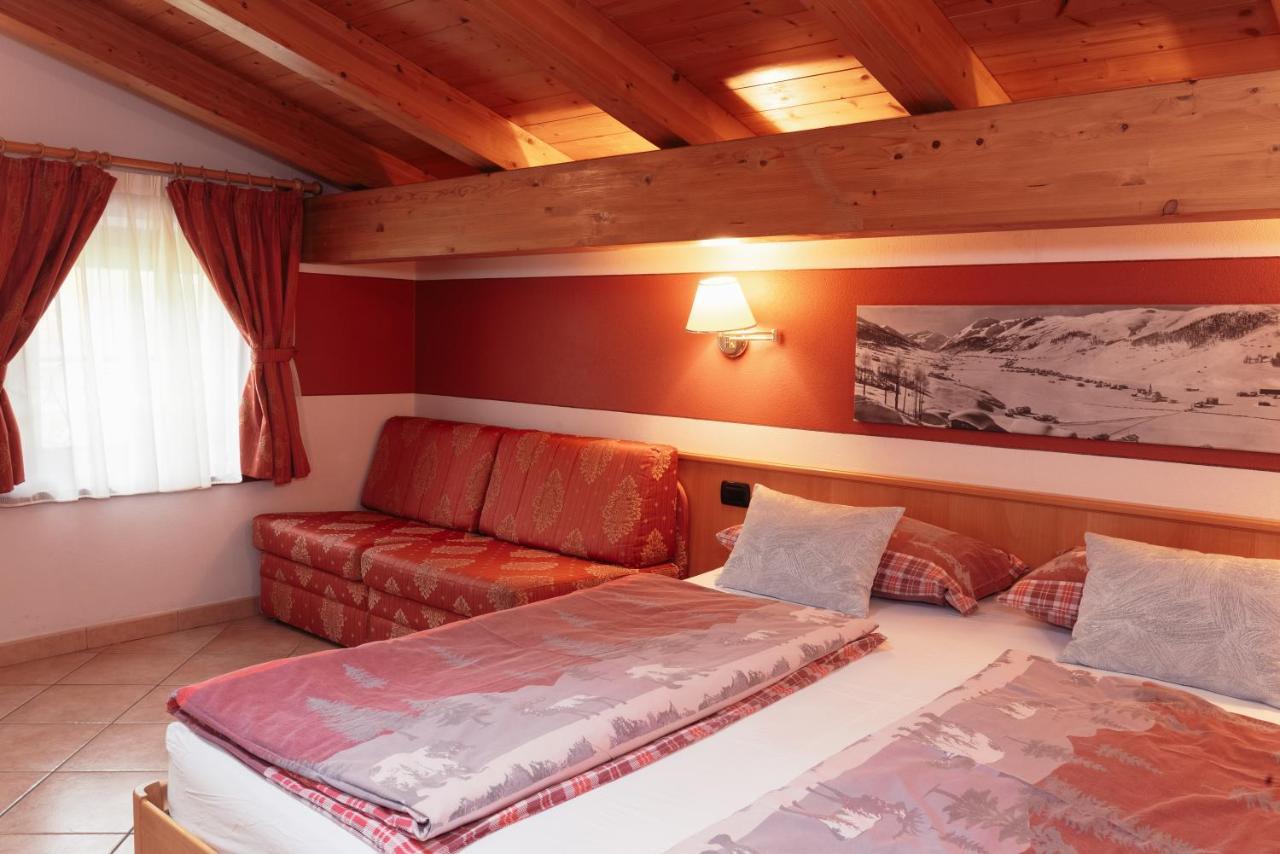 Hotel Garni Rin Da Rin 리비뇨 외부 사진