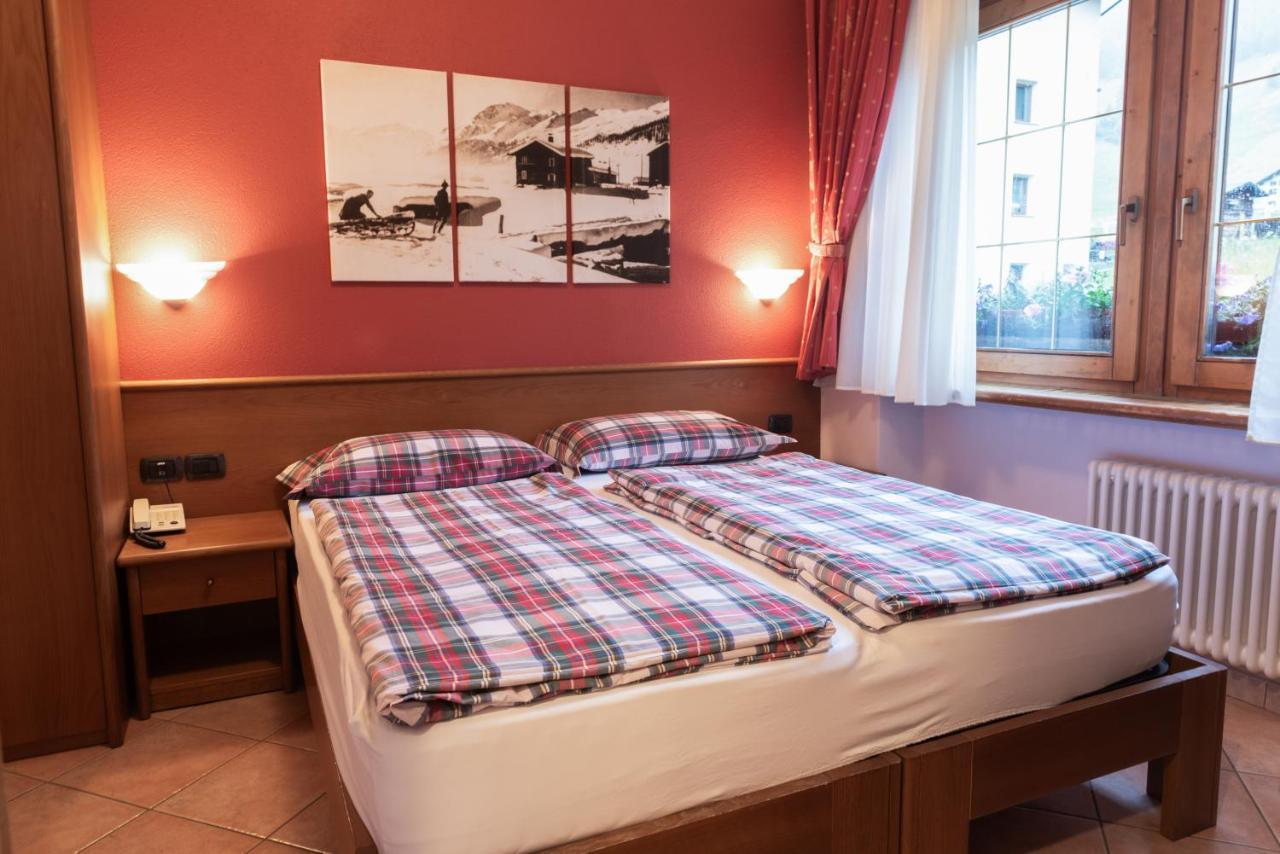 Hotel Garni Rin Da Rin 리비뇨 외부 사진